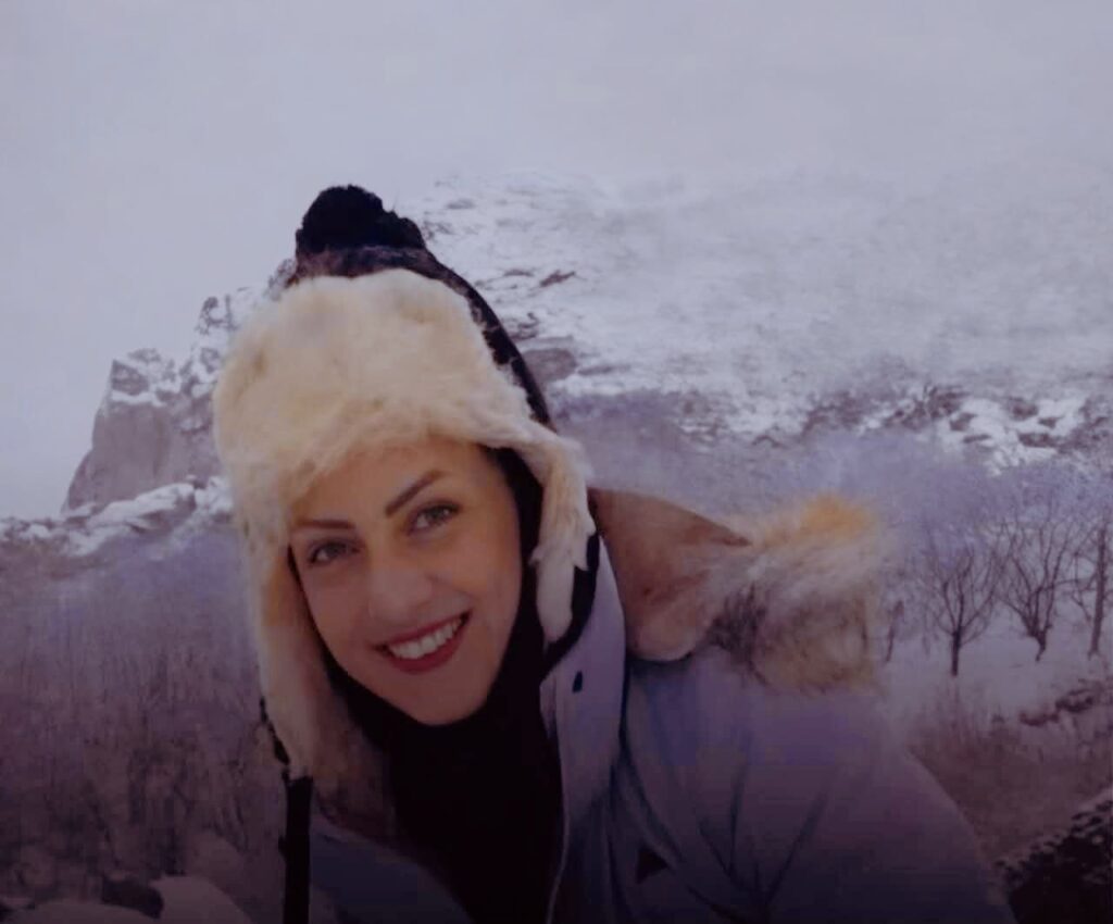 فاتمە سوڵتانی