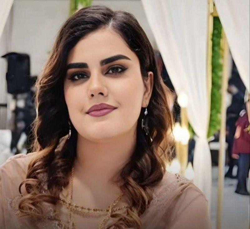 گوڵاڵە مەحموودی ئازەر